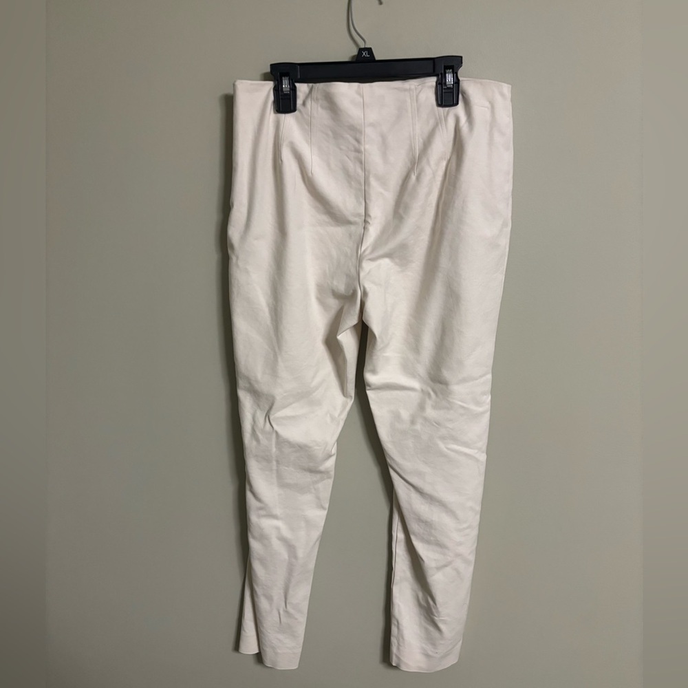 Vince Camuto Women's White Side Zip Up dress pants Size 6 Mid Rise Ankle - Picture 2 of 7
